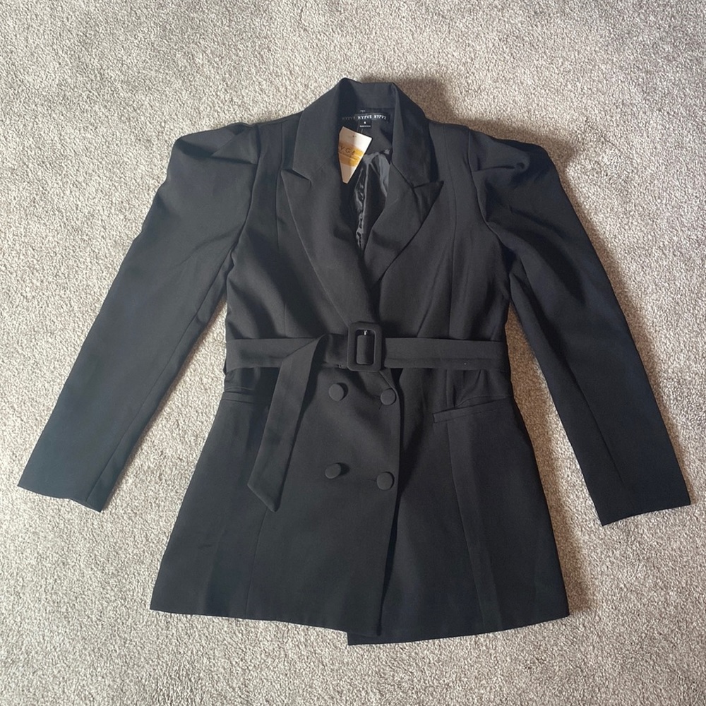 NWT Oversized Puff Sleeve Blazer